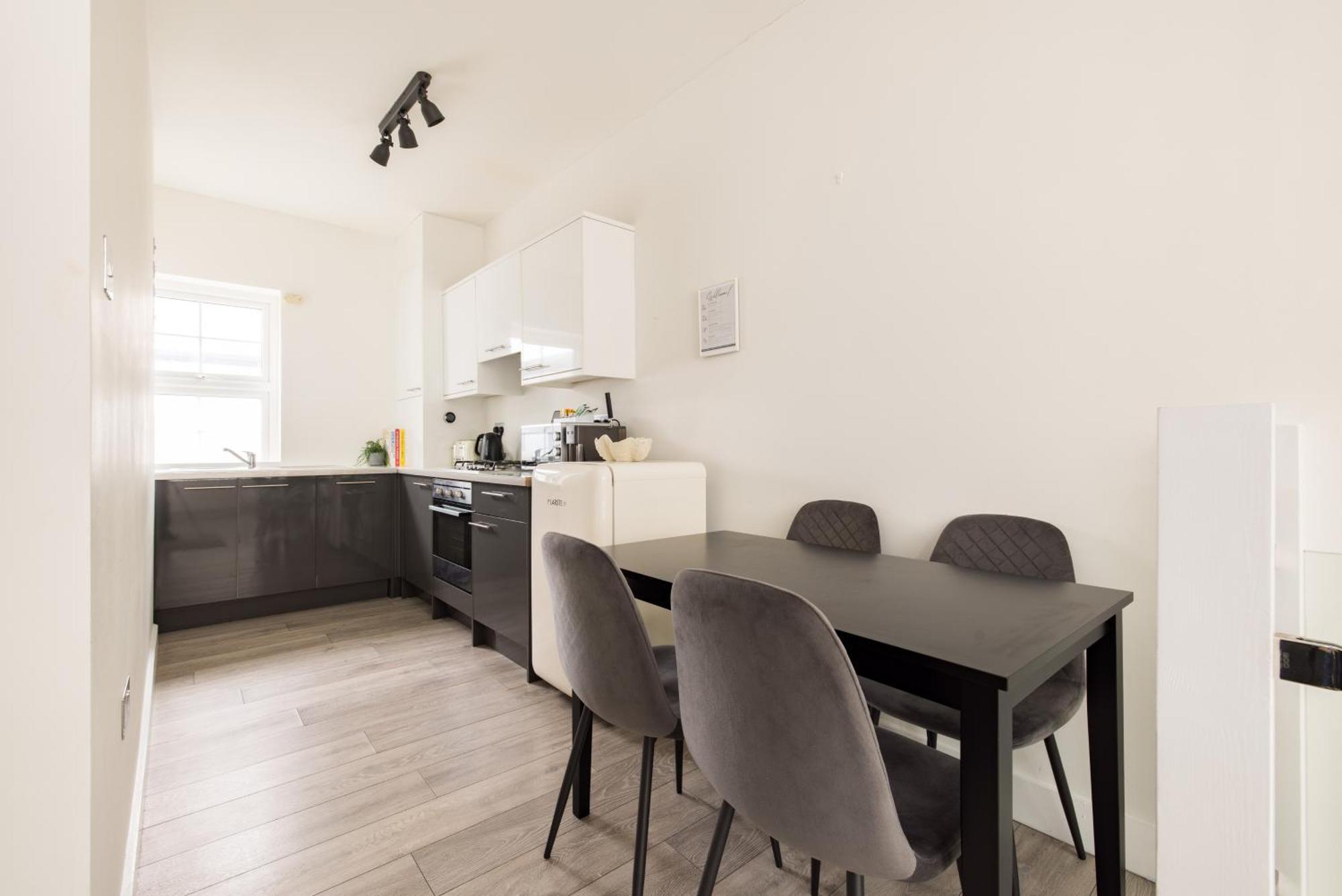Charming Euston Apartment ลอนดอน ภายนอก รูปภาพ